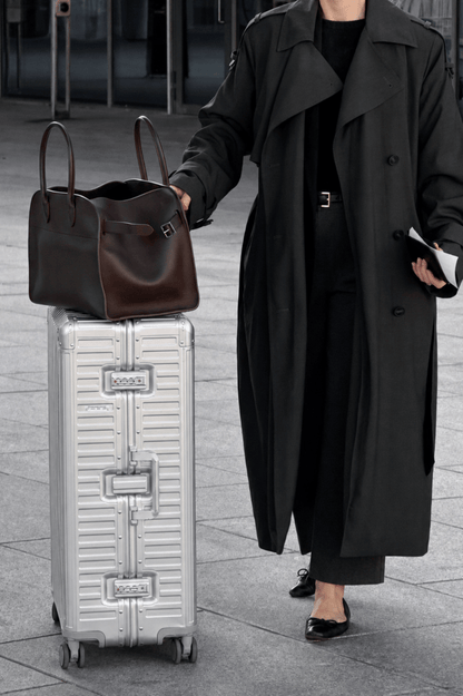SIGNATURE CHECK-IN