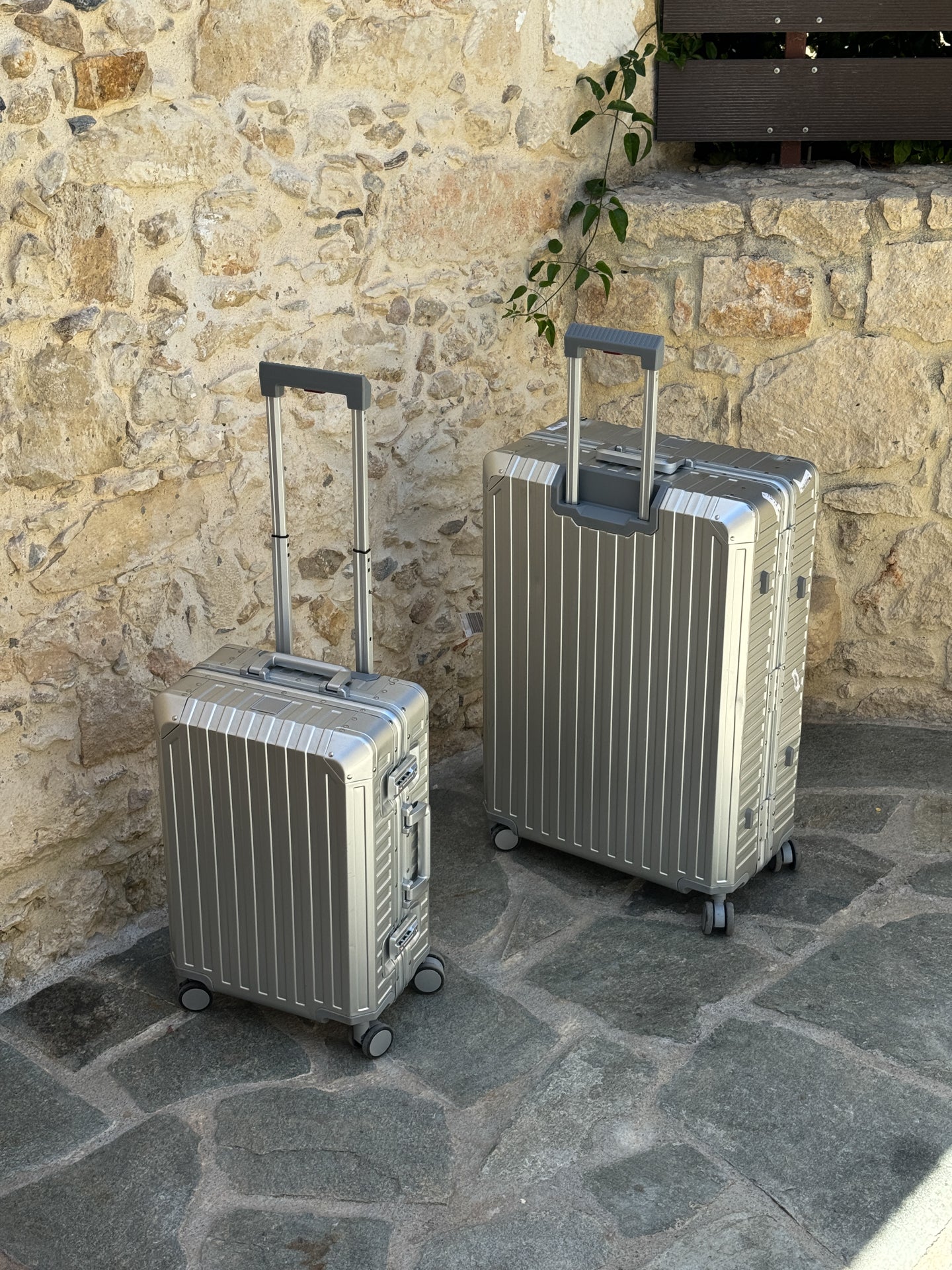 Sapphire Suitcases Aluminium Metal Luggage Carry-on and Check-in Travel